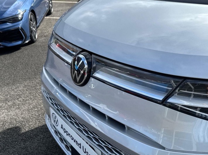 2024 (74) VOLKSWAGEN MULTIVAN 1.4 TSI eHybrid Style 5dr LWB DSG 5852226