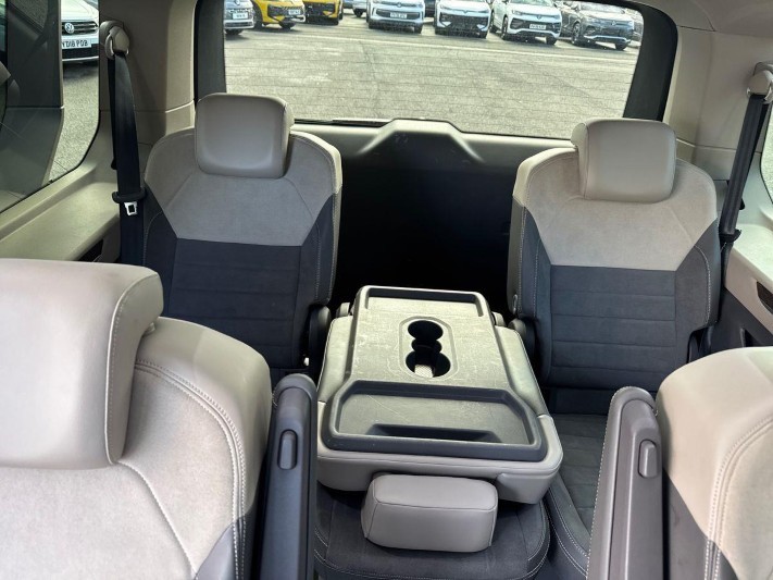 2024 (74) VOLKSWAGEN MULTIVAN 1.4 TSI eHybrid Style 5dr LWB DSG 5852243