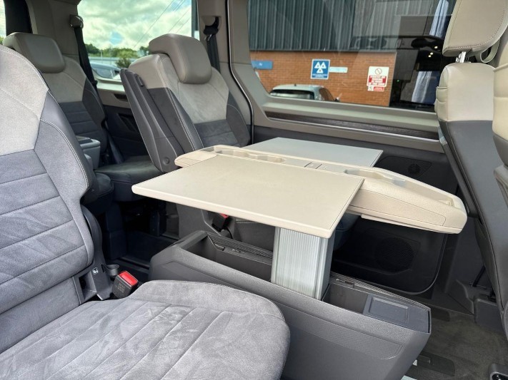 2024 (74) VOLKSWAGEN MULTIVAN 1.4 TSI eHybrid Style 5dr LWB DSG 5852242
