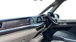 2024 (74) VOLKSWAGEN MULTIVAN 1.4 TSI eHybrid Style 5dr LWB DSG 5852185