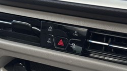 2024 (74) VOLKSWAGEN MULTIVAN 1.4 TSI eHybrid Style 5dr LWB DSG 5852254