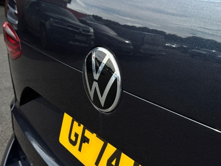 2024 (74) VOLKSWAGEN MULTIVAN 1.4 TSI eHybrid Style 5dr DSG 5860527