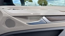 2024 (74) VOLKSWAGEN MULTIVAN 1.4 TSI eHybrid Style 5dr DSG 5860546