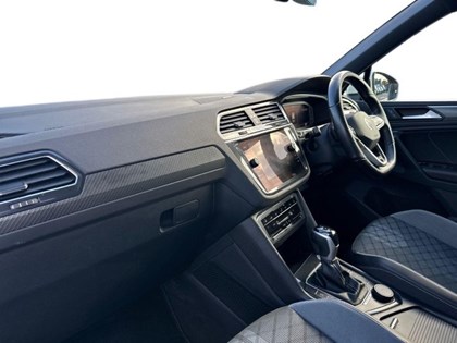 2022 (72) VOLKSWAGEN TIGUAN 2.0 TSI 4Motion R-Line 5dr DSG