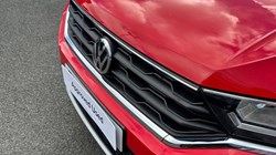 2020 (20) VOLKSWAGEN T-ROC 1.0 TSI Design 5dr 5827461