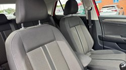 2020 (20) VOLKSWAGEN T-ROC 1.0 TSI Design 5dr 5827430