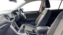 2020 (20) VOLKSWAGEN T-ROC 1.0 TSI Design 5dr 5827425