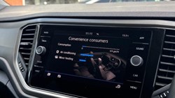 2020 (20) VOLKSWAGEN T-ROC 1.0 TSI Design 5dr 5827486