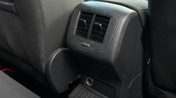 2020 (20) VOLKSWAGEN T-ROC 1.0 TSI Design 5dr 5827476