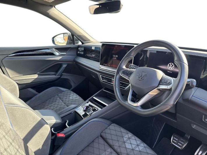 2024 (24) VOLKSWAGEN TIGUAN 1.5 eTSI 150 R-Line 5dr DSG 5889167