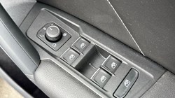 2023 (23) VOLKSWAGEN TIGUAN 2.0 TDI R-Line Edition 5dr DSG 5812458