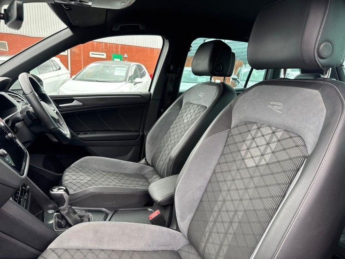 2023 (23) VOLKSWAGEN TIGUAN 2.0 TDI R-Line Edition 5dr DSG 5812478
