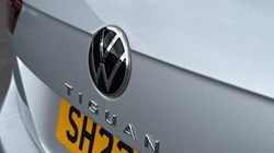 2023 (23) VOLKSWAGEN TIGUAN 2.0 TDI R-Line Edition 5dr DSG 5812489