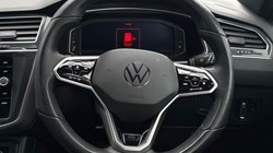 2023 (23) VOLKSWAGEN TIGUAN 2.0 TDI R-Line Edition 5dr DSG 5812462