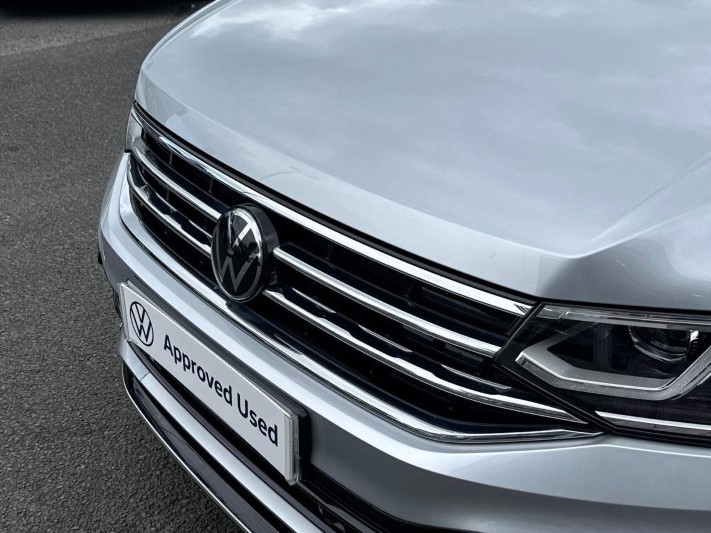 2023 (23) VOLKSWAGEN TIGUAN 2.0 TDI R-Line Edition 5dr DSG 5812485
