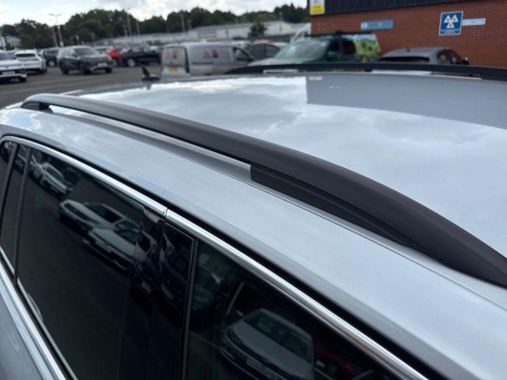 2023 (23) VOLKSWAGEN TIGUAN 2.0 TDI R-Line Edition 5dr DSG 5812494