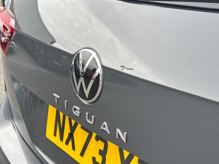 2023 (73) VOLKSWAGEN TIGUAN 2.0 TDI R-Line Edition 5dr DSG 5838190