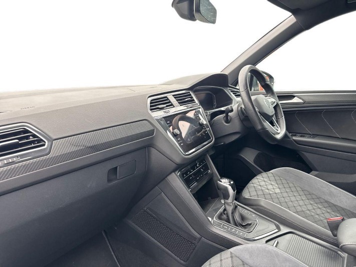 2023 (73) VOLKSWAGEN TIGUAN 2.0 TDI R-Line Edition 5dr DSG 5838145