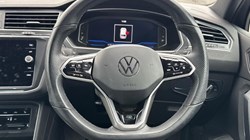 2023 (73) VOLKSWAGEN TIGUAN 2.0 TDI R-Line Edition 5dr DSG 5838163