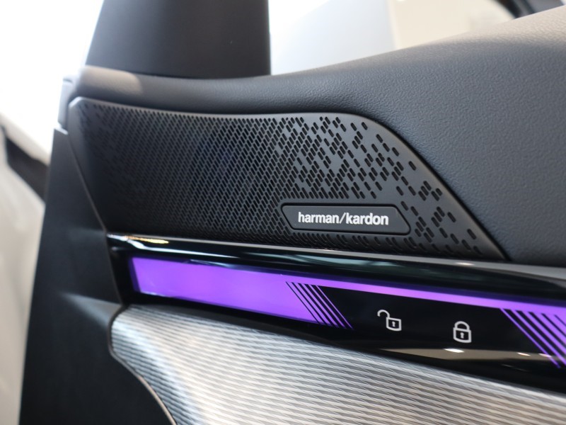 2025 (75) BMW 5 SERIES 520i M Sport Pro 4dr Auto 4541100