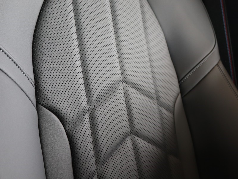 2025 (75) BMW 5 SERIES 520i M Sport Pro 4dr Auto 4541108