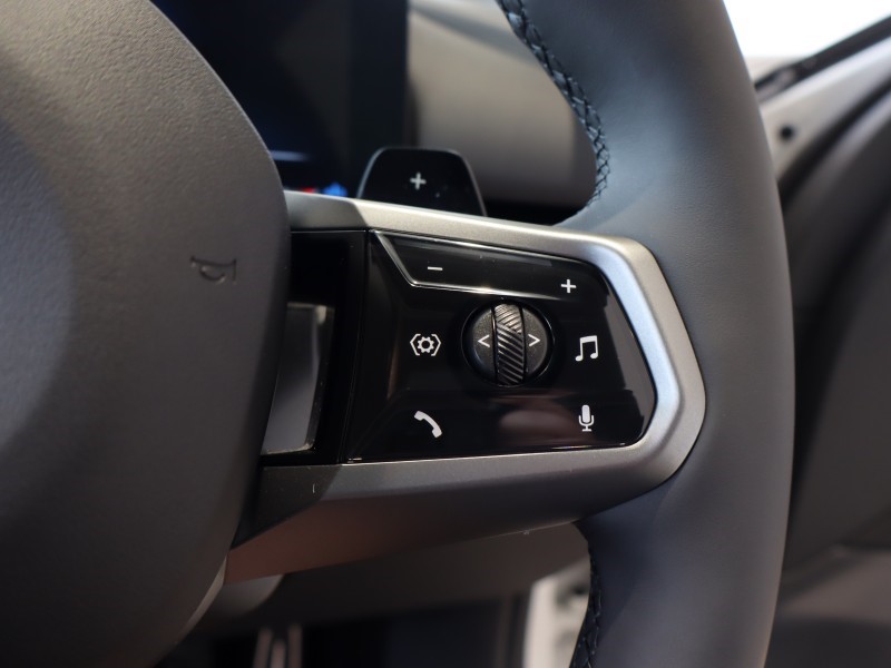 2025 (75) BMW 5 SERIES 520i M Sport Pro 4dr Auto 4541117