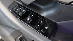 2025 (75) BMW 5 SERIES 520i M Sport Pro 4dr Auto 4541101