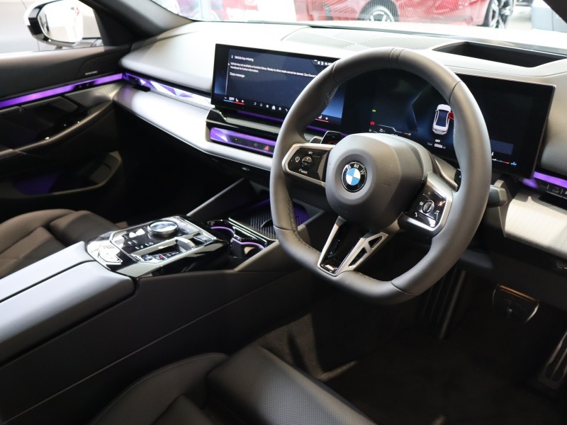 2025 (75) BMW 5 SERIES 520i M Sport Pro 4dr Auto 4541098