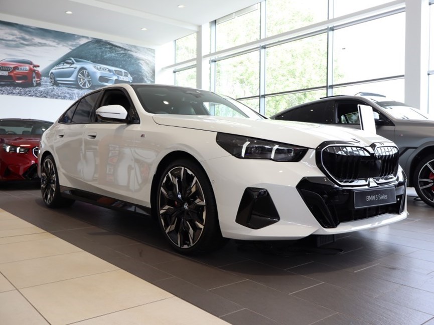 BMW 5 SERIES