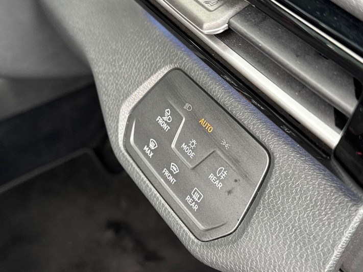2023 (73) VOLKSWAGEN ID.4 220kW 4MOTION GTX Max 77kWh 5dr Auto [125kW Ch] 5838016