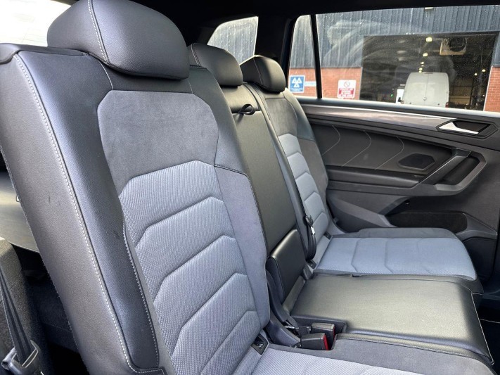 2021 (21) VOLKSWAGEN TIGUAN ALLSPACE 2.0 TDI R-Line Tech 5dr DSG 5851339