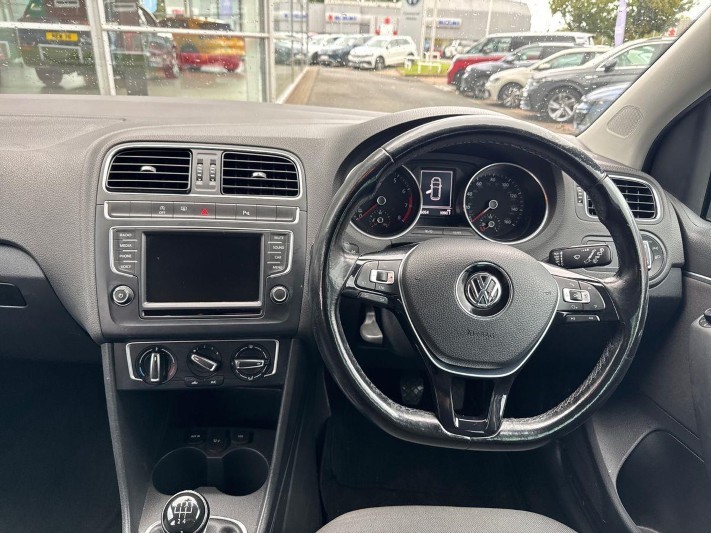 2017 (67) VOLKSWAGEN POLO 1.2 TSI Match Edition 5dr 5834757