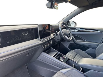 2024 (24) VOLKSWAGEN TIGUAN 1.5 eTSI 150 R-Line 5dr DSG
