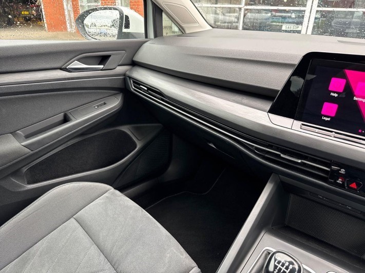 2021 (21) VOLKSWAGEN GOLF 1.5 TSI Style 5dr 5824465