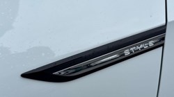 2021 (21) VOLKSWAGEN GOLF 1.5 TSI Style 5dr 5824413