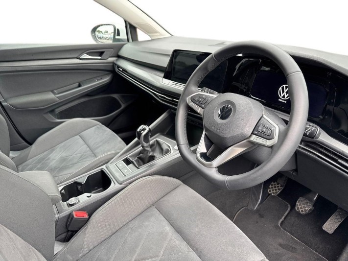 2021 (21) VOLKSWAGEN GOLF 1.5 TSI Style 5dr 5824406