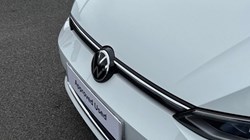 2021 (21) VOLKSWAGEN GOLF 1.5 TSI Style 5dr 5824443
