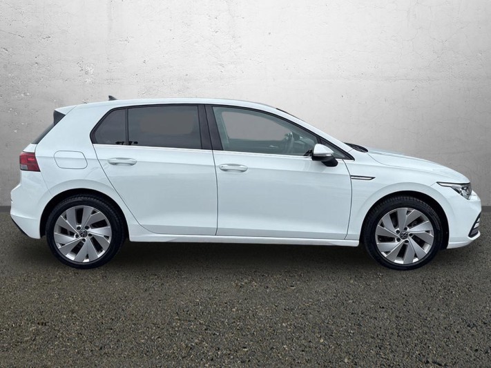 2021 (21) VOLKSWAGEN GOLF 1.5 TSI Style 5dr 5824404