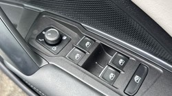 2024 (74) VOLKSWAGEN TIGUAN 2.0 TDI Elegance 5dr DSG 5837422