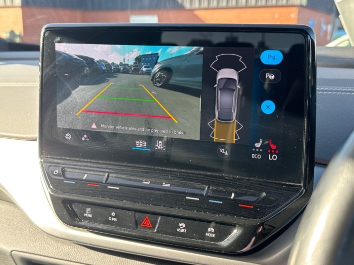 2023 (23) VOLKSWAGEN ID.4 150kW Family Pro Perform 77kWh 5dr Auto [135kW Ch] 5893483