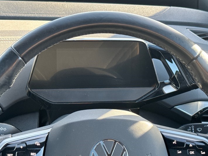 2023 (23) VOLKSWAGEN ID.4 150kW Family Pro Perform 77kWh 5dr Auto [135kW Ch] 5893479