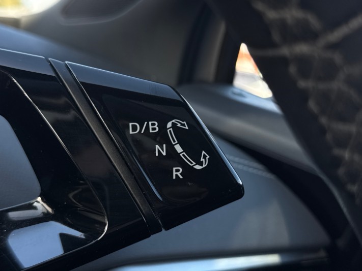2023 (23) VOLKSWAGEN ID.4 150kW Family Pro Perform 77kWh 5dr Auto [135kW Ch] 5893489