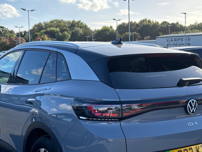 2023 (23) VOLKSWAGEN ID.4 150kW Family Pro Perform 77kWh 5dr Auto [135kW Ch] 5893496