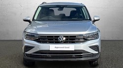 2022 (22) VOLKSWAGEN TIGUAN 1.5 TSI Life 5dr 5838225