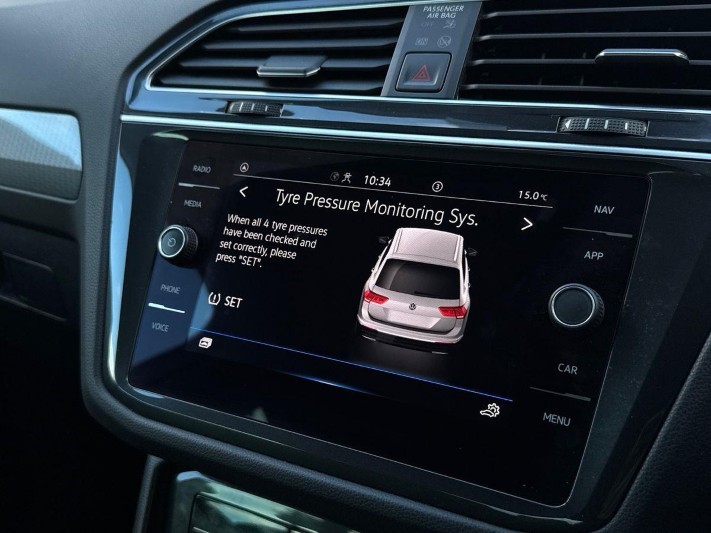 2022 (22) VOLKSWAGEN TIGUAN 1.5 TSI Life 5dr 5838284