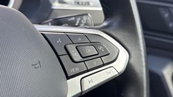 2022 (22) VOLKSWAGEN TIGUAN 1.5 TSI Life 5dr 5838237
