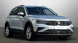 2022 (22) VOLKSWAGEN TIGUAN 1.5 TSI Life 5dr 5838216