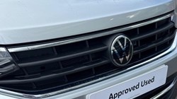 2022 (22) VOLKSWAGEN TIGUAN 1.5 TSI Life 5dr 5838258