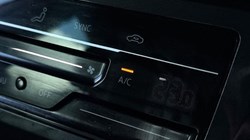 2022 (22) VOLKSWAGEN TIGUAN 1.5 TSI Life 5dr 5838246
