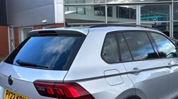 2022 (22) VOLKSWAGEN TIGUAN 1.5 TSI Life 5dr 5838255